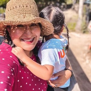 Meet your Posher, Claribel